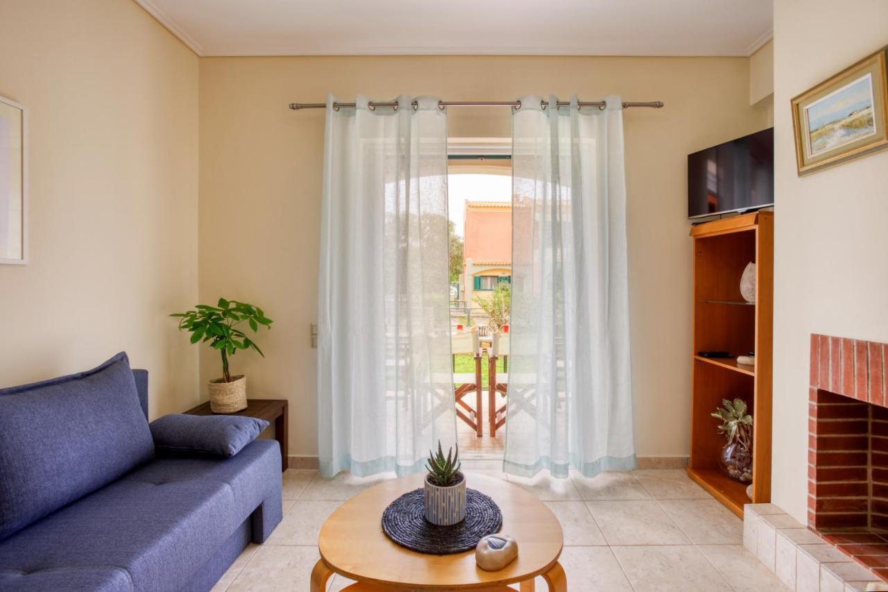 Dimeli Junior Apartment At The Beach Barbati Exteriör bild