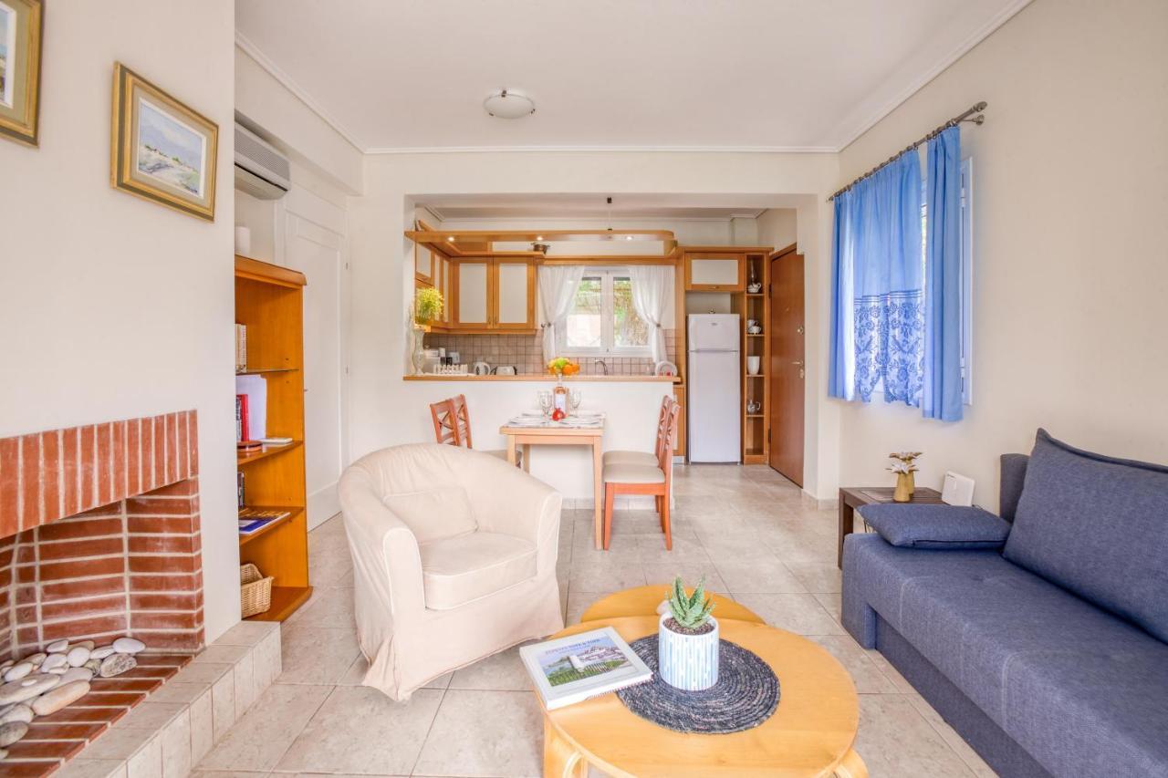 Dimeli Junior Apartment At The Beach Barbati Exteriör bild